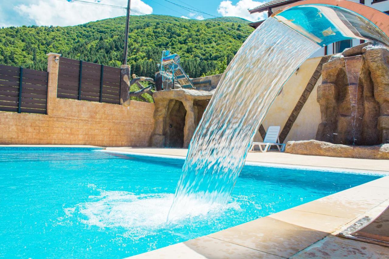 Guesthouse The Rock Sapareva Banya Exterior photo